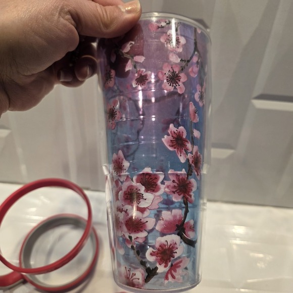 Tervis Insulated Tumbler Retired Cherry Blossoms 24 Ounce with Pink Lid & Handle - Picture 4 of 7